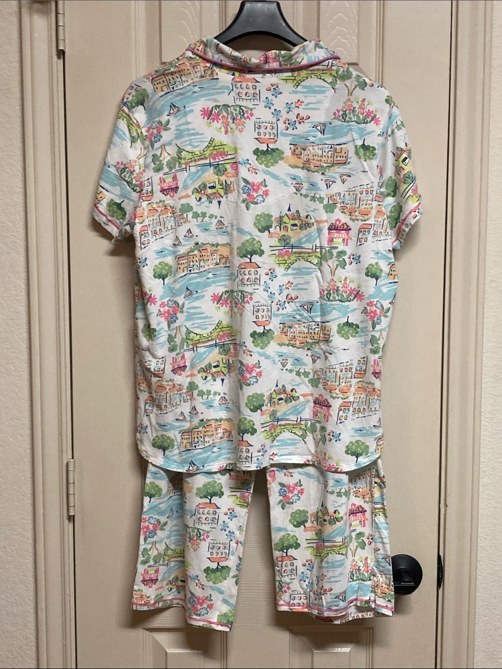 Cuddl Duds Women's Short-Sleeve Cropped Pajama Set Spring Scene Size M - Picture 3 of 5